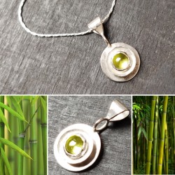 SAIGON, Pendentif en argent...